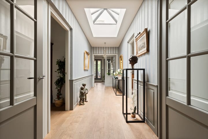 Photo 4 of Overweer 3