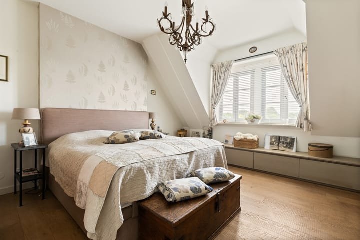 Photo 12 of Overweer 3