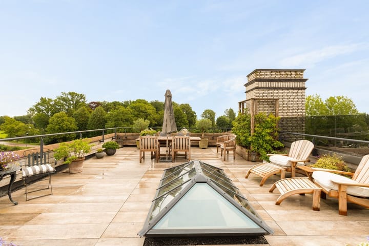 Photo 23 of Overweer 3