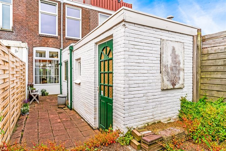 Bekijk foto 3 van Magdalena Moonsstraat 43