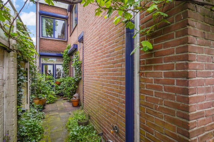 Bekijk foto 34 van Noord-Besterdstraat 37