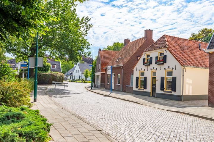 View photo 66 of Veerstraat 27