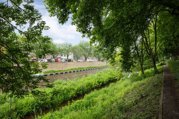 Bekijk foto 38 van Emmaplein 13