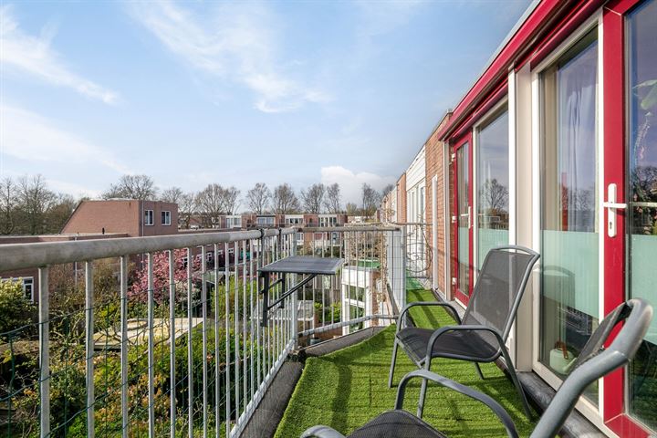 Bekijk foto 35 van A. van der Tangstraat 21