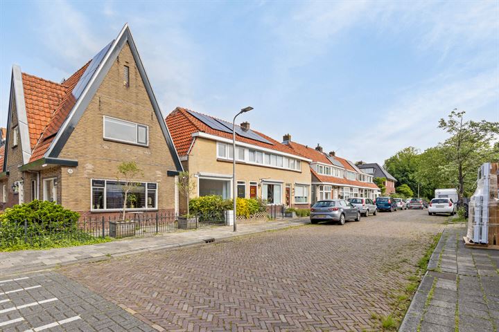 View photo 3 of Nicolaas Tulpstraat 1