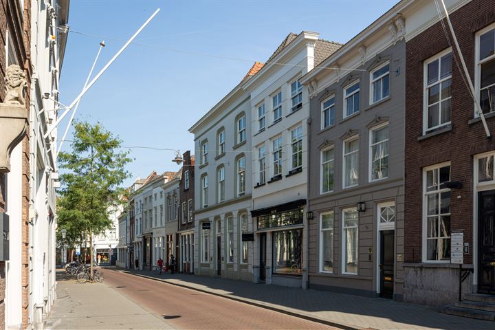 View photo 23 of Lange Putstraat 25