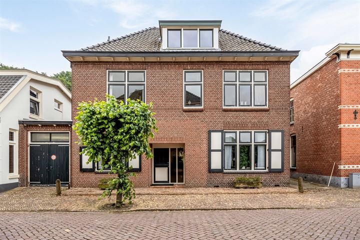 Bekijk foto 1 van Brinkstraat 11