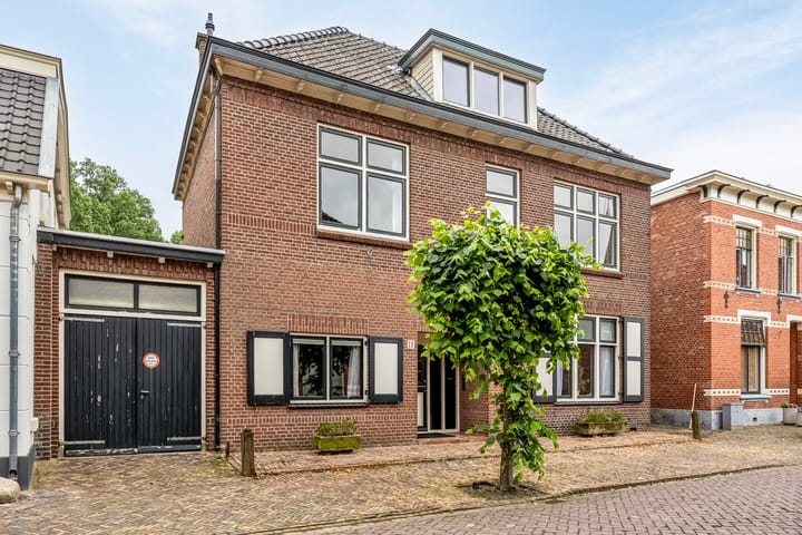 Foto 9 van Brinkstraat 11