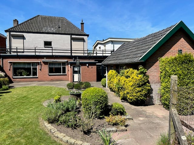 Foto 46 van Brinkstraat 11