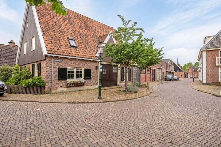 Foto 55 van Brinkstraat 11