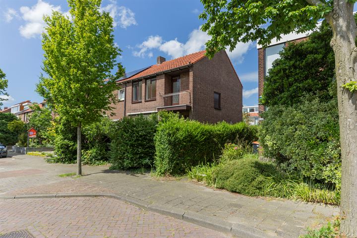 View photo 36 of Stoop van Zwijndrechtstraat 3