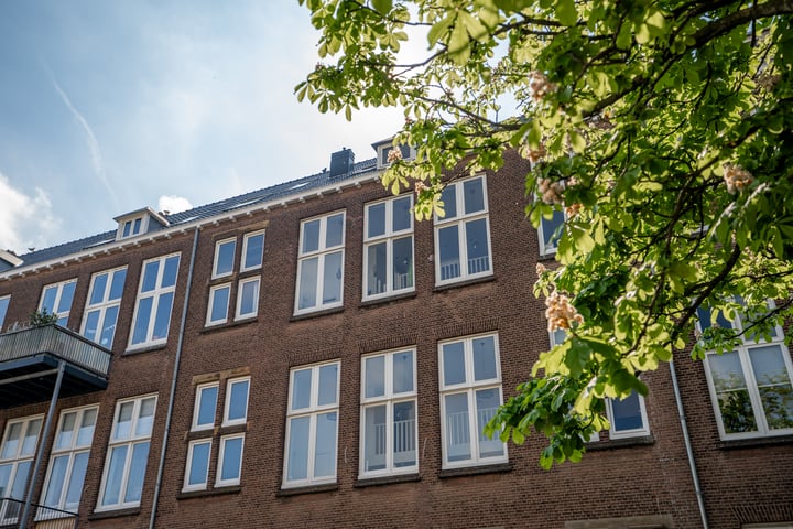 Bekijk foto 4 van Stortenbekerstraat 215