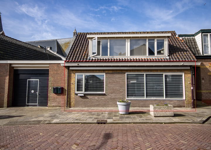 Foto 1 van Julianastraat 9