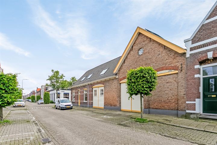 Bekijk foto 3 van Damstraat 6