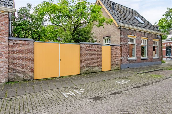 Bekijk foto 5 van Damstraat 6