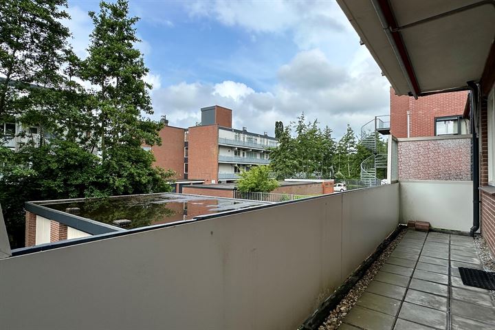 View photo 22 of Nassaustraat 66-B