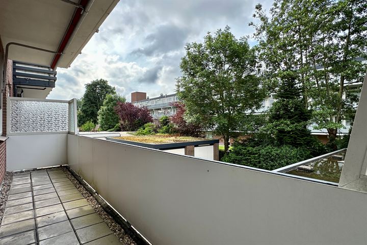 View photo 23 of Nassaustraat 66-B