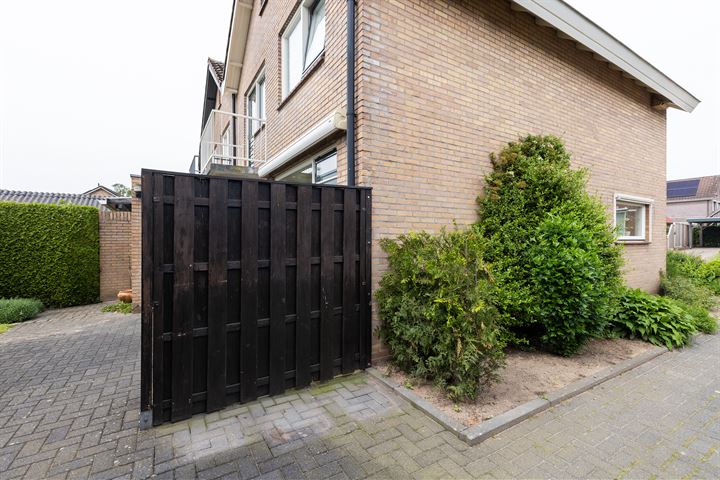 Bekijk foto 30 van Bergstraat 33