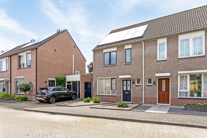 Bekijk foto 4 van Lindestraat 11