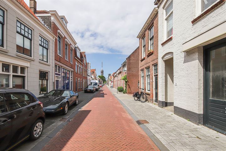 View photo 37 of Nieuwstraat 14-01