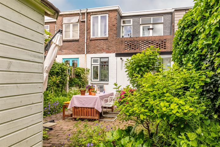 Bekijk foto 18 van Johannes Uitenbogaertstraat 52