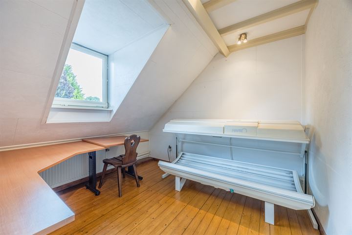 Bekijk foto 45 van Hoenderstraat 35