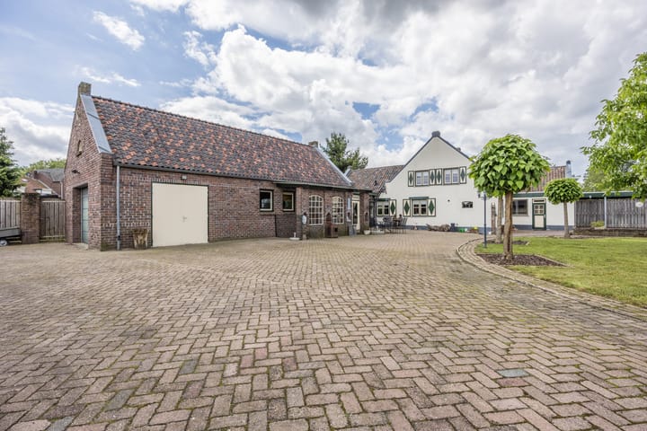 Foto 63 van Hoenderstraat 35