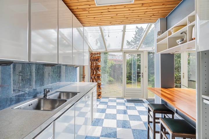 Foto 16 van Margrietstraat 1