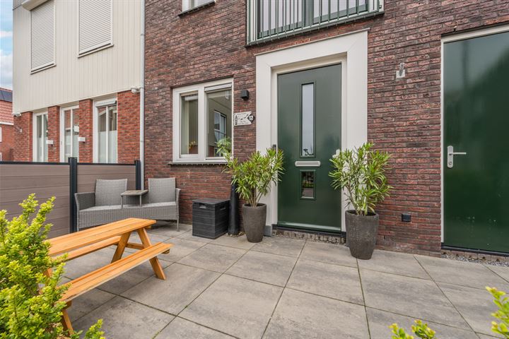 Bekijk foto 40 van Cornelis G. Dekkerstraat 12