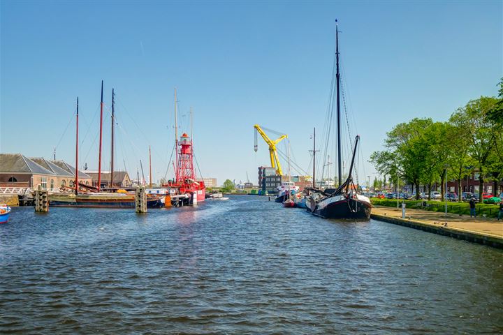 Bekijk foto 40 van Zuidstraat 25