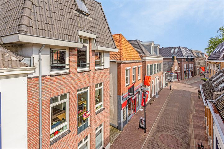 View photo 2 of Kerkstraat 8-D