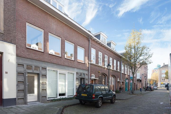 Bekijk foto 1 van Havenstraat 18