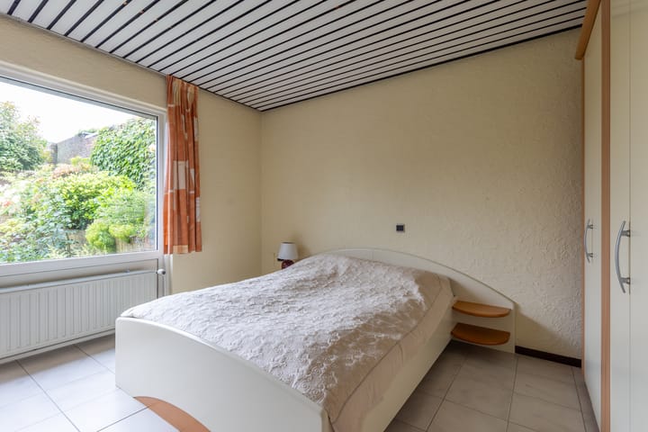 Foto 24 van Steengrub 5