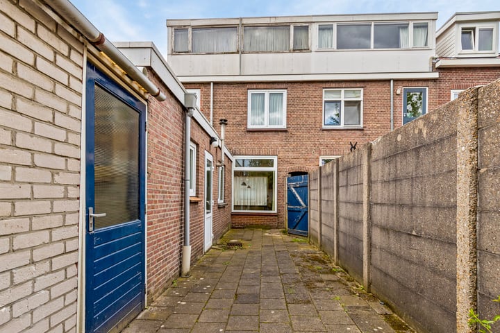 Bekijk foto 37 van Olmenstraat 12