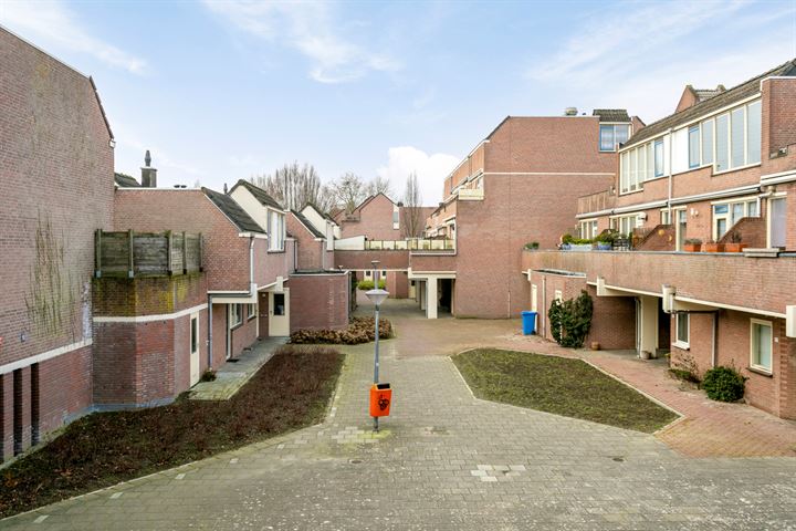 View photo 33 of Braak 130