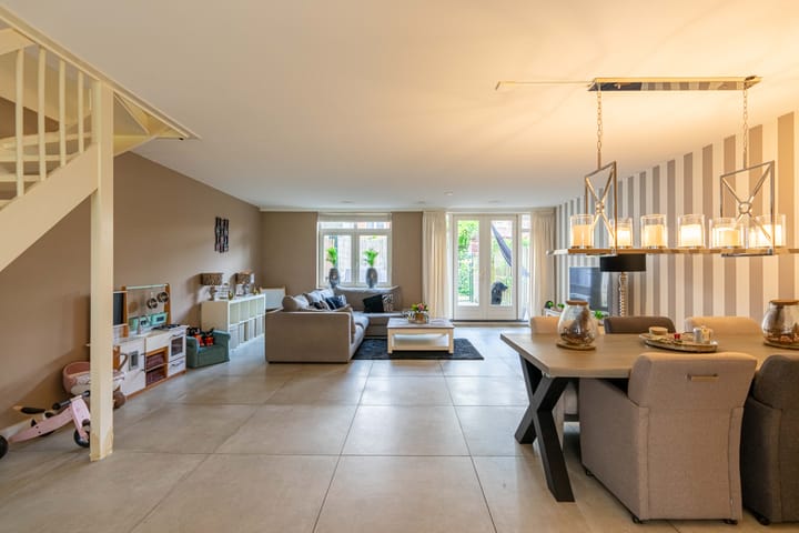 Photo 8 of Verdeelstraat 37