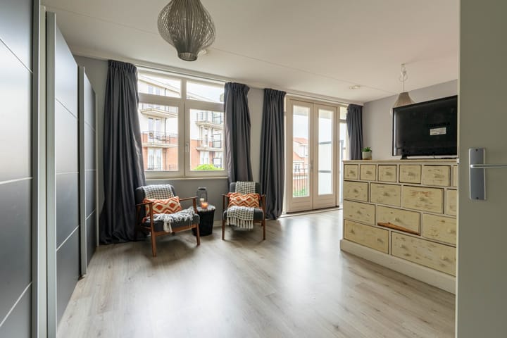 Photo 13 of Verdeelstraat 37