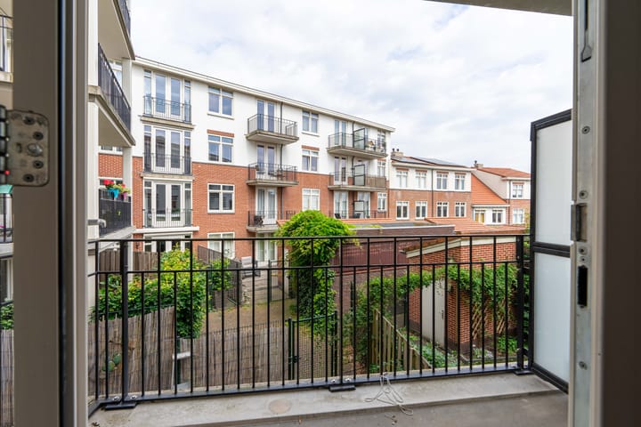 Photo 16 of Verdeelstraat 37