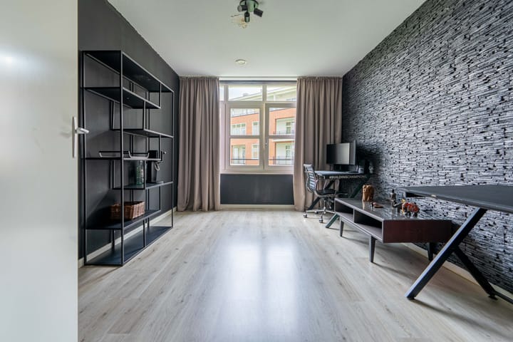 Photo 19 of Verdeelstraat 37