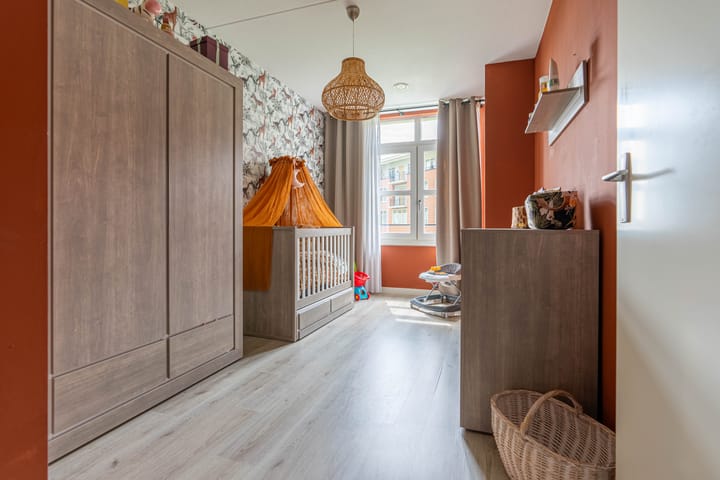 Photo 21 of Verdeelstraat 37