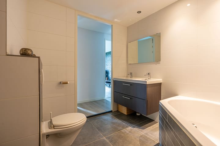 Photo 25 of Verdeelstraat 37