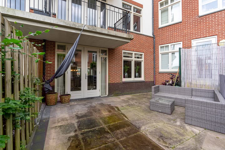 Photo 28 of Verdeelstraat 37