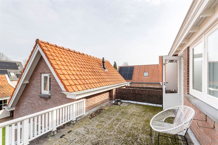 View photo 39 of Buurtlaan west 35