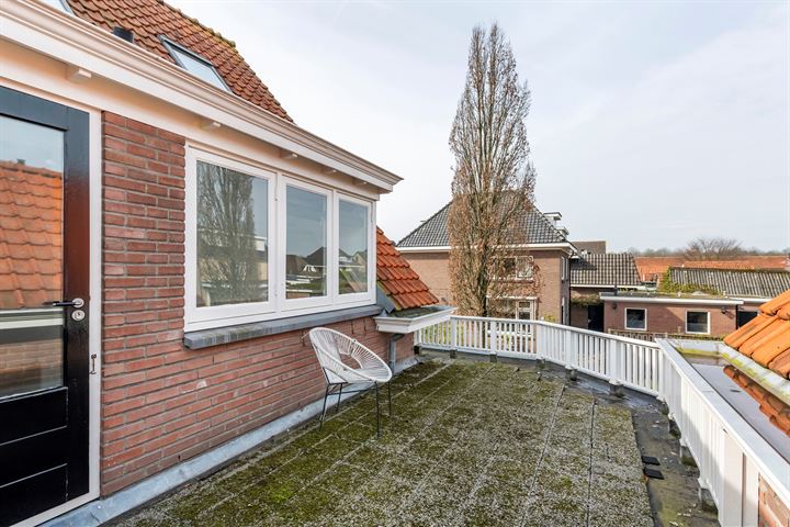 View photo 40 of Buurtlaan west 35