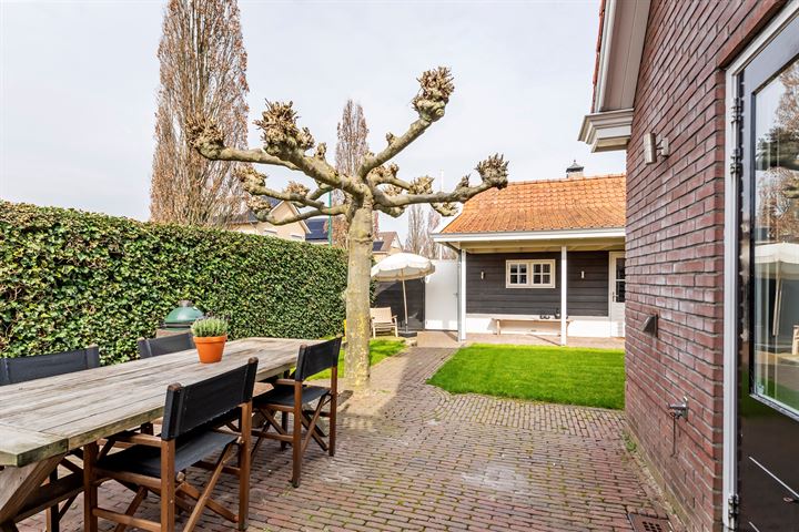 View photo 48 of Buurtlaan west 35