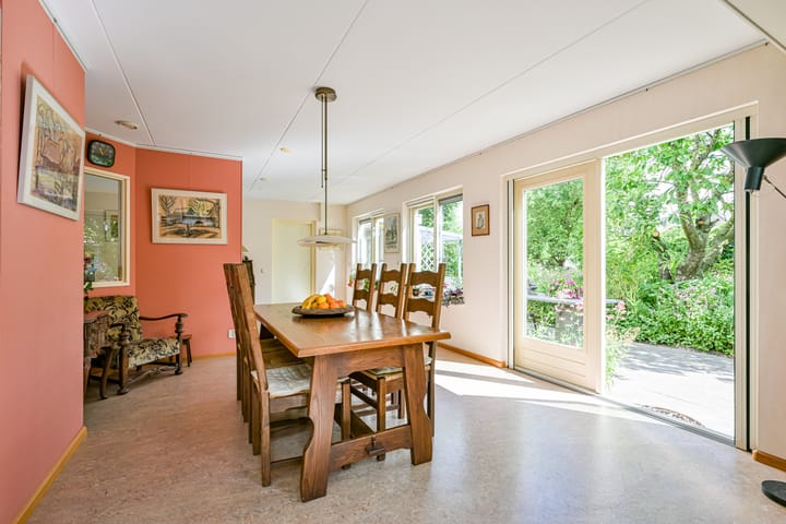 Photo 16 of J.J. Wernerstraat 32