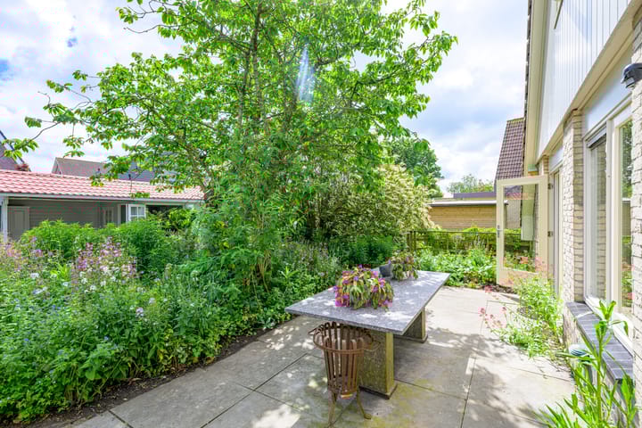 Photo 18 of J.J. Wernerstraat 32