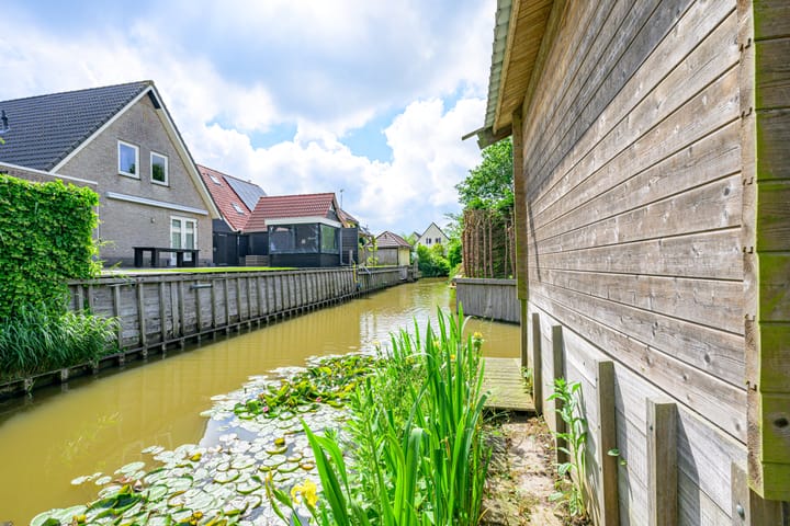 Photo 23 of J.J. Wernerstraat 32