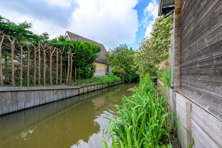 Photo 24 of J.J. Wernerstraat 32