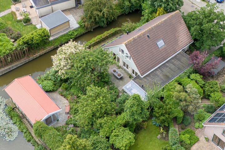 Photo 1 of J.J. Wernerstraat 32